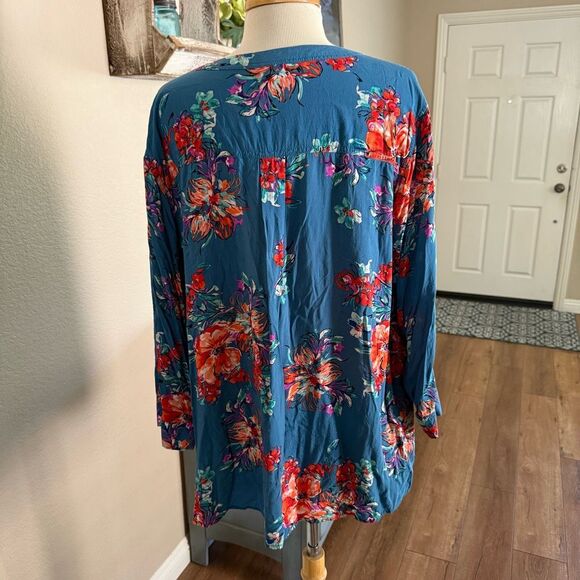 Torrid Womens Floral Rayon Challis 3/4 Sleeve Harper Blouse Blue Multi Size 3/3X - Picture 5 of 9